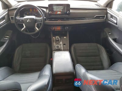 Zdjęcie 8 z 13 samochodu: 2024 MITSUBISHI OUTLANDER SE VIN:JA4J3VA8XRZ081797 - miniatura