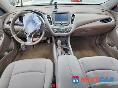 Zdjęcie 8 z 13 samochodu: 2016 CHEVROLET MALIBU LT VIN:1G1ZE5ST9GF307700 - miniatura