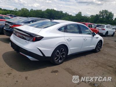 Trzecie zdjęcie samochodu z tyłu: 2024 HYUNDAI SONATA SEL VIN:KMHL64JA2RA409050 - miniatura