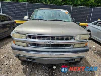 Piąte zdjęcie samochodu w środku: 2003 CHEVROLET TAHOE K1500 VIN:1GNEK13Z63R140321 - miniatura