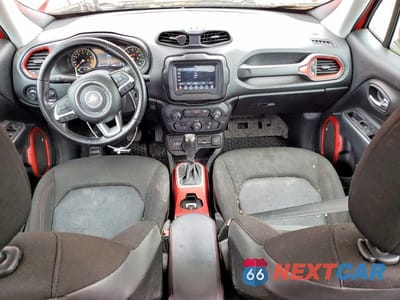 Zdjęcie 8 z 13 samochodu: 2018 JEEP RENEGADE TRAILHAWK VIN:ZACCJBCB9JPG72587 - miniatura