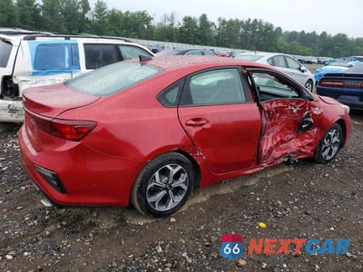 Trzecie zdjęcie samochodu z tyłu: 2019 KIA FORTE LXS VIN:3KPF24AD9KE126381 - miniatura