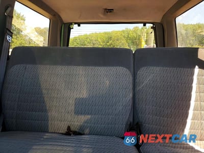 Zdjęcie 10 z 13 samochodu: 1994 FORD EXPLORER VIN:1FMDU34XBRUB47926 - miniatura