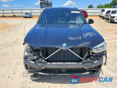 Piąte zdjęcie samochodu w środku: 2019 BMW X3 XDRIVE30I VIN:5UXTR9C54KLR09051 - miniatura