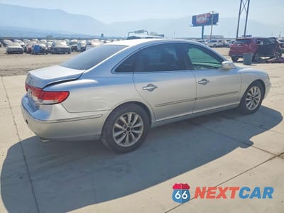 Trzecie zdjęcie samochodu z tyłu: 2007 HYUNDAI AZERA VIN:KMHFC46F67A190052 - miniatura