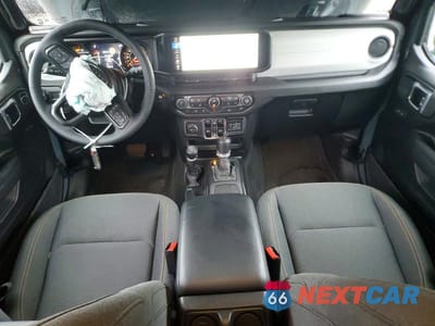 Zdjęcie 8 z 13 samochodu: 2025 JEEP WRANGLER SPORT VIN:1C4PJXDN8SW643500 - miniatura
