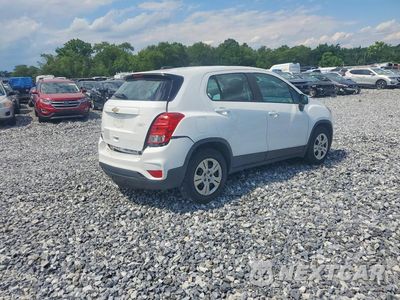 Trzecie zdjęcie samochodu z tyłu: 2018 CHEVROLET TRAX LS VIN:KL7CJKSB0JB720857 - miniatura