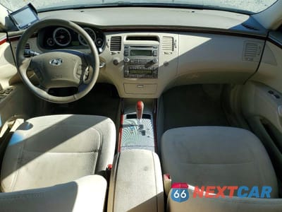 Zdjęcie 8 z 12 samochodu: 2006 HYUNDAI AZERA SE VIN:KMHFC46F06A071508 - miniatura