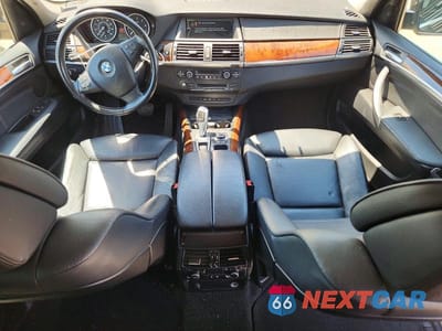 Zdjęcie 8 z 13 samochodu: 2013 BMW X5 XDRIVE35I VIN:5UXZV4C55D0B24005 - miniatura