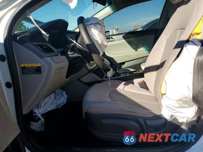 Zdjęcie 7 z 13 samochodu: 2017 HYUNDAI SONATA SE VIN:5NPE24AF2HH581140 - miniatura