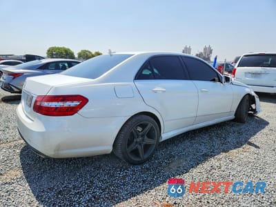 Trzecie zdjęcie samochodu z tyłu: 2013 MERCEDES-BENZ E 350 VIN:WDDHF5KB8DA704353 - miniatura