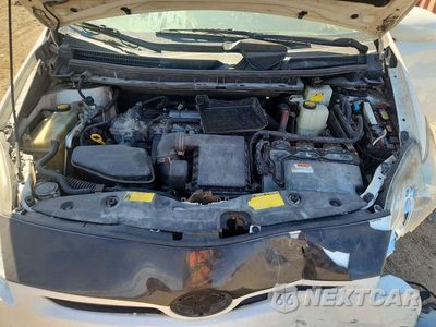 Zdjęcie 11 z 12 samochodu: 2010 TOYOTA PRIUS IV VIN:JTDKN3DU4A1119335 - miniatura