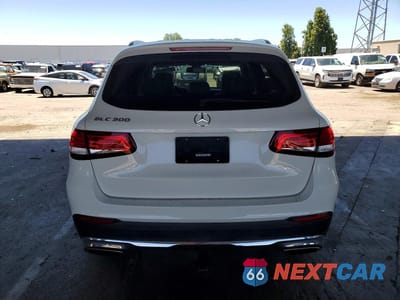 Zdjęcie 6 z 12 samochodu: 2017 MERCEDES-BENZ GLC 300 VIN:WDC0G4JB1HV011164 - miniatura