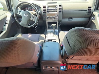 Zdjęcie 8 z 13 samochodu: 2006 NISSAN PATHFINDER S VIN:5N1AR18WX6C660252 - miniatura