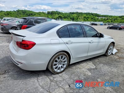 Trzecie zdjęcie samochodu z tyłu: 2017 BMW 330 XI VIN:WBA8D9G33HNU65640 - miniatura