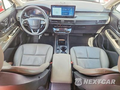Zdjęcie 8 z 12 samochodu: 2024 LINCOLN CORSAIR GRAND TOURING VIN:5LMTJ5DZ3RUL08987 - miniatura