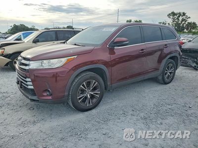 2019 TOYOTA HIGHLANDER LE 5TDZARFH8KS042082 - główne zdjęcie licytacji z USA - miniatura