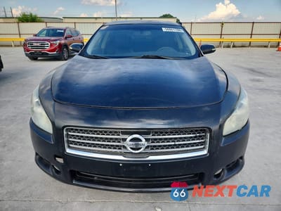 Piąte zdjęcie samochodu w środku: 2014 NISSAN MAXIMA 3.5 SV VIN:1N4AA5APXEC482773 - miniatura