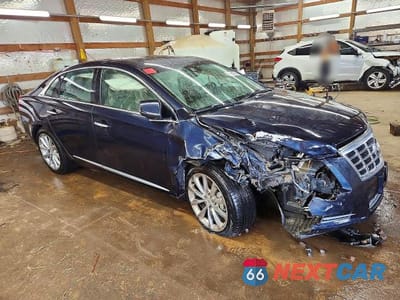 Czwarte zdjęcie samochodu z boku: 2013 CADILLAC XTS PREMIUM COLLECTION VIN:2G61T5S30D9132383 - miniatura