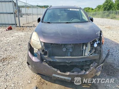Piąte zdjęcie samochodu w środku: 2015 NISSAN ROGUE SELECT S VIN:JN8AS5MTXFW667054 - miniatura