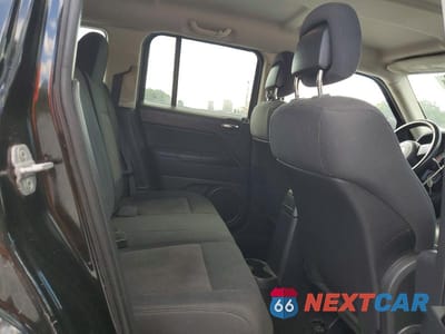 Zdjęcie 10 z 12 samochodu: 2011 JEEP PATRIOT SPORT VIN:1J4NT1GB4BD110274 - miniatura