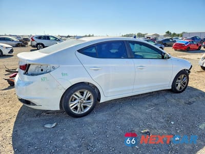 Trzecie zdjęcie samochodu z tyłu: 2019 HYUNDAI ELANTRA SEL VIN:5NPD84LF7KH424394 - miniatura