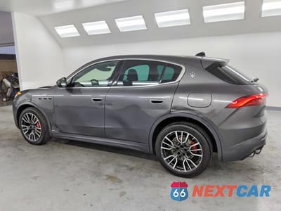 Drugie zdjęcie samochodu z przodu: 2023 MASERATI GRECALE GT VIN:ZN682AVA3P7418279 - miniatura