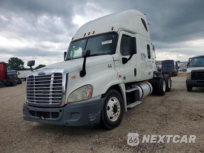 Drugie zdjęcie samochodu z przodu: 2016 FREIGHTLINER CASCADIA 125 SEMI TRUCK VIN:1FUJGLBGXGLHB5895 - miniatura