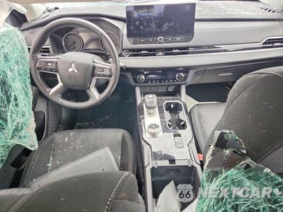 Zdjęcie 8 z 12 samochodu: 2025 MITSUBISHI OUTLANDER ES VIN:JA4J4UA80SZ057263 - miniatura