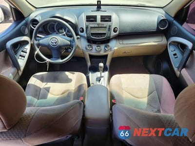Zdjęcie 8 z 13 samochodu: 2006 TOYOTA RAV4 BASE VIN:JTMZD33V266014783 - miniatura