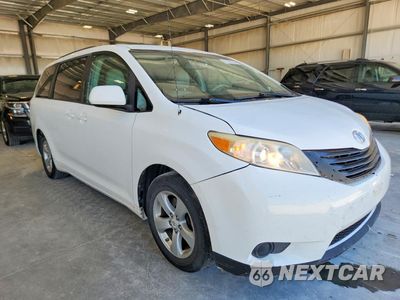 Czwarte zdjęcie samochodu z boku: 2011 TOYOTA SIENNA LE VIN:5TDKK3DCXBS013539 - miniatura