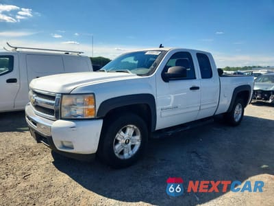 2011 CHEVROLET SILVERADO 1500 1GCRKSE31BZ124017 - główne zdjęcie licytacji z USA - miniatura