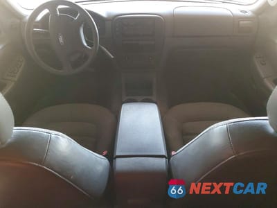 Zdjęcie 8 z 12 samochodu: 2004 FORD EXPLORER XLS VIN:1FMZU72K74ZB12701 - miniatura