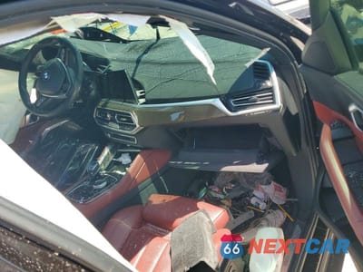 Zdjęcie 8 z 13 samochodu: 2022 BMW X6 XDRIVE40I VIN:5UXCY6C05N9L38113 - miniatura