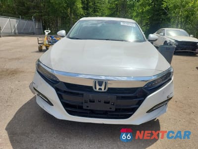 Piąte zdjęcie samochodu w środku: 2019 HONDA ACCORD TOURING HYBRID VIN:1HGCV3F95KA800099 - miniatura