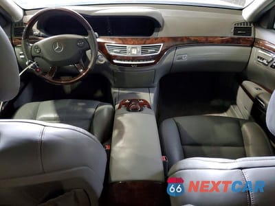 Zdjęcie 8 z 12 samochodu: 2007 MERCEDES-BENZ S 600 VIN:WDDNG76X87A089759 - miniatura