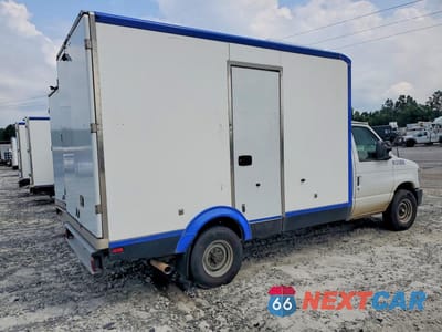 Trzecie zdjęcie samochodu z tyłu: 2024 FORD E350 REFRIGERATED BOX TRUCK VIN:1FDWE3FN4RDD00691 - miniatura
