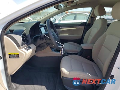 Zdjęcie 7 z 12 samochodu: 2018 HYUNDAI ELANTRA SEL VIN:5NPD84LF4JH224670 - miniatura