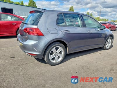 Trzecie zdjęcie samochodu z tyłu: 2017 VOLKSWAGEN GOLF S VIN:3VW217AU6HM002972 - miniatura