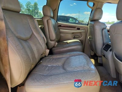 Zdjęcie 11 z 13 samochodu: 2004 CADILLAC ESCALADE ESV VIN:3GYFK66N14G288293 - miniatura