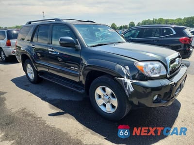 Czwarte zdjęcie samochodu z boku: 2007 TOYOTA 4RUNNER SR5 VIN:JTEBU14R278079013 - miniatura