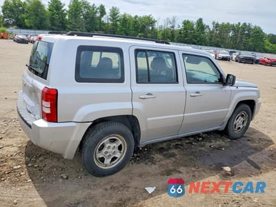 Trzecie zdjęcie samochodu z tyłu: 2010 JEEP PATRIOT SPORT VIN:1J4NT2GB5AD660104 - miniatura
