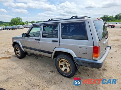 Drugie zdjęcie samochodu z przodu: 2001 JEEP CHEROKEE SPORT VIN:1J4FF48S71L536184 - miniatura