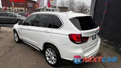 Zdjęcie 8 z 12 samochodu: 2015 BMW X5 XDRIVE35I VIN:5UXKR0C50F0P16040 - miniatura