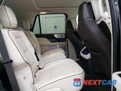 Zdjęcie 11 z 13 samochodu: 2024 LINCOLN NAVIGATOR BLACK LABEL VIN:5LMJJ2TG5REL11115 - miniatura