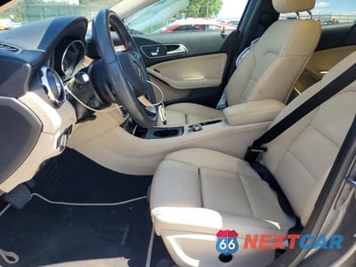 Zdjęcie 7 z 12 samochodu: 2019 MERCEDES-BENZ GLA 250 VIN:WDCTG4EB7KJ602900 - miniatura
