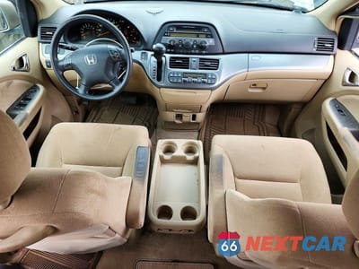 Zdjęcie 8 z 13 samochodu: 2006 HONDA ODYSSEY EX VIN:5FNRL38496B415805 - miniatura