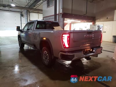 Drugie zdjęcie samochodu z przodu: 2025 GMC SIERRA K3500 SLT VIN:1GT4UUEY1SF302361 - miniatura