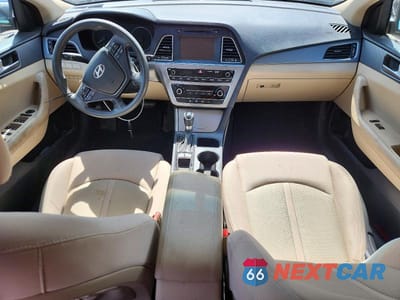 Zdjęcie 8 z 12 samochodu: 2017 HYUNDAI SONATA SE VIN:5NPE24AF9HH457625 - miniatura