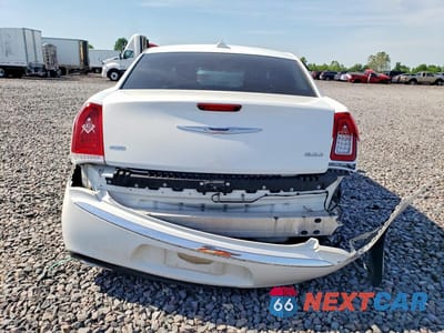 Zdjęcie 6 z 12 samochodu: 2019 CHRYSLER 300 LIMITED VIN:2C3CCAKG0KH649109 - miniatura